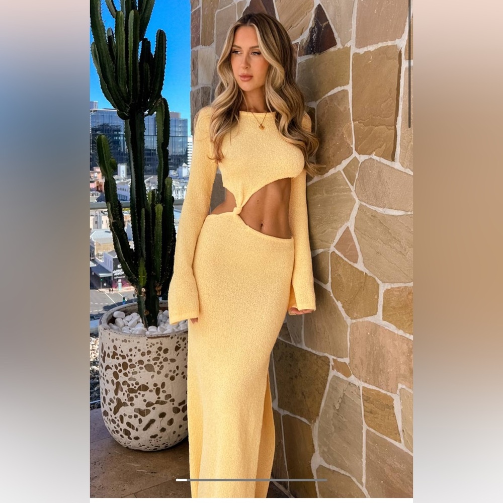 Beginning boutique Arya long sleeve knit maxi dress